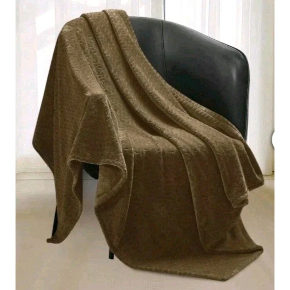 Monte & Jardin Luxury Collection Ultra Plush Throw Tropical Leaf 60x70 Brown